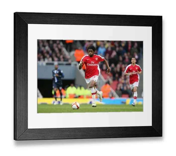 Framed Print : Alex Song's Dominant Performance: Arsenal's 4-0 Victory Over Blackburn Rovers, Emirates Stadium, 2009