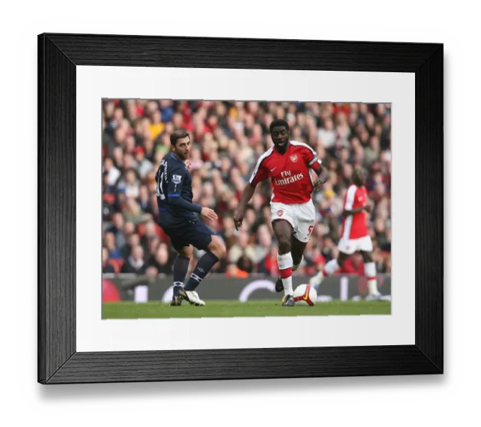 Framed Print : Kolo Toure (Arsenal) Zurab Khizanishivili (Blackburn) Framed Print : Kolo Toure (Arsenal) Zurab Khizanishivili (Blackburn)