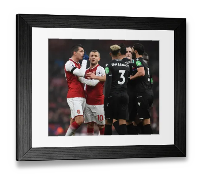 Framed Print : Arsenal vs. Crystal Palace: Xhaka and Wilshere Clash with Van Aanholt and Milivojevic