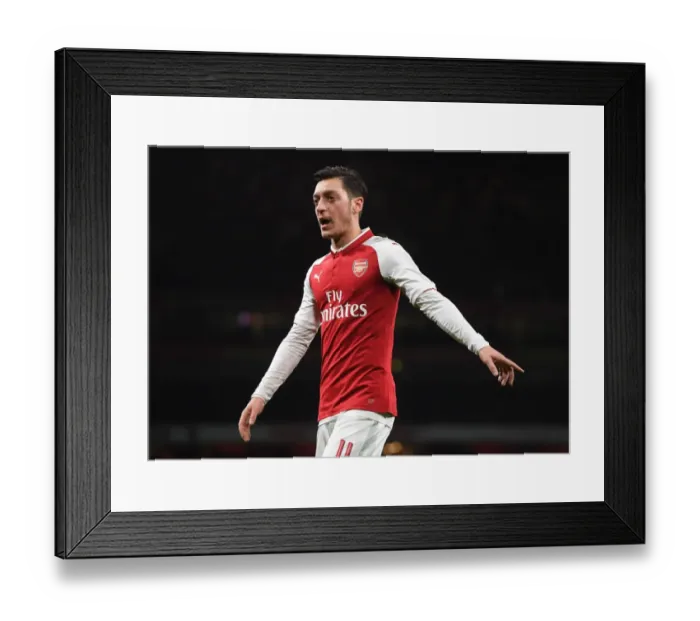 Framed Print : Mesut Ozil in Action: Arsenal vs. Chelsea - Carabao Cup Semi-Final