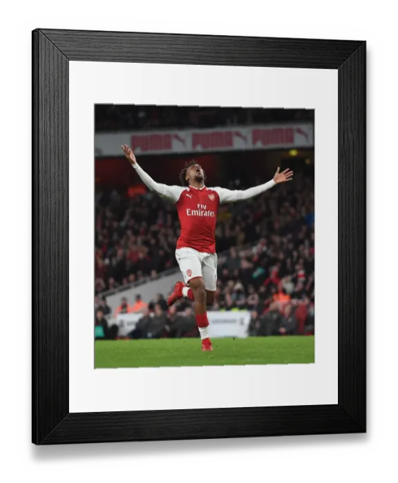 Framed Print : Alex Iwobi in Action: Arsenal vs. Chelsea - Carabao Cup Semi-Final