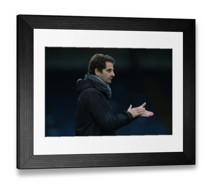 Framed Print : Joe Montemurro Leads Arsenal Women in WSL Match against Reading FC