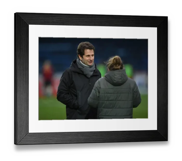 Framed Print : Joe Montemurro and Kim Little: Post-Match Conversation, Arsenal Ladies in WSL Action Framed Print : Joe Montemurro and Kim Little: Post-Match Conversation, Arsenal Ladies in WSL Action