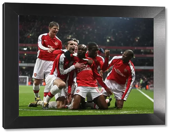 William Gallas celebrates scoring the 2nd Arsenal goal