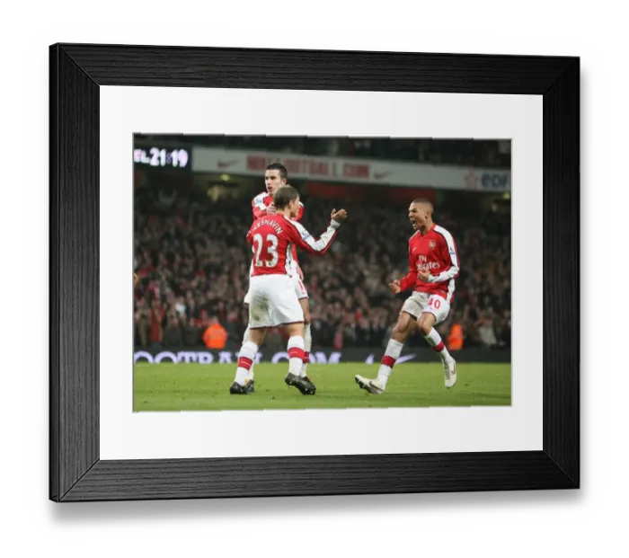 Framed Print : Robin van Persie celebrates scoring the 1st Arsenal Framed Print : Robin van Persie celebrates scoring the 1st Arsenal