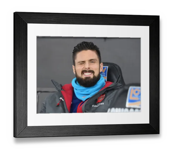 Framed Print : Olivier Giroud on the Arsenal Bench: Swansea City vs Arsenal, Premier League 2017-18 Framed Print : Olivier Giroud on the Arsenal Bench: Swansea City vs Arsenal, Premier League 2017-18