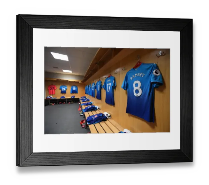 Framed Print : Arsenal's Preparedness: A Peek into the Gunners Changing Room before Swansea Clash (2017-18) Framed Print : Arsenal's Preparedness: A Peek into the Gunners Changing Room before Swansea Clash (2017-18)
