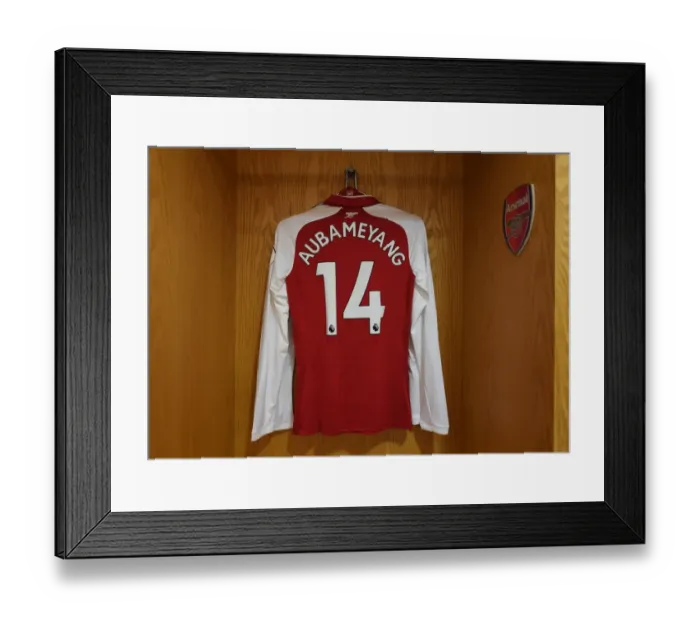Framed Print : Pierre-Emerick Aubameyang's Arsenal Shirt in Arsenal Home Changing Room (Arsenal v Everton, 2017-18) Framed Print : Pierre-Emerick Aubameyang's Arsenal Shirt in Arsenal Home Changing Room (Arsenal v Everton, 2017-18)