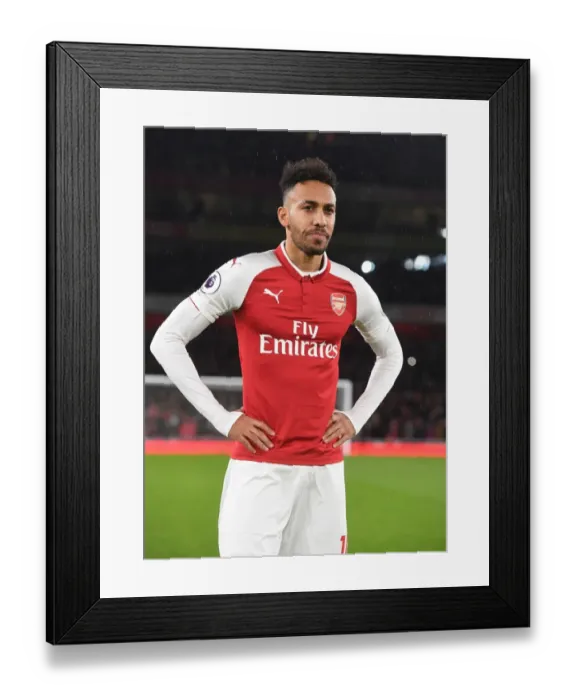 Framed Print : Arsenal's Aubameyang Readies for Arsenal vs. Everton Showdown