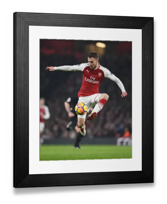 Framed Print : Arsenal's Aaron Ramsey in Action against Everton - Premier League 2017-18 Framed Print : Arsenal's Aaron Ramsey in Action against Everton - Premier League 2017-18