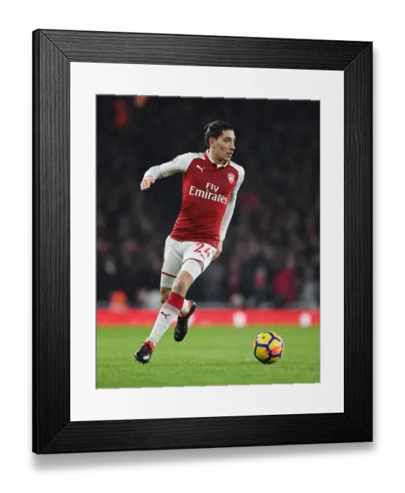 Framed Print : Hector Bellerin in Action: Arsenal vs Everton, Premier League 2017-18 Framed Print : Hector Bellerin in Action: Arsenal vs Everton, Premier League 2017-18