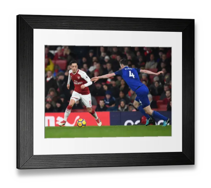 Framed Print : Mesut Ozil vs Michael Keane: A Battle of Skills and Strengths at Arsenal's Emirates Stadium (Arsenal v Everton 2017-18) Framed Print : Mesut Ozil vs Michael Keane: A Battle of Skills and Strengths at Arsenal's Emirates Stadium (Arsenal v Everton 2017-18)