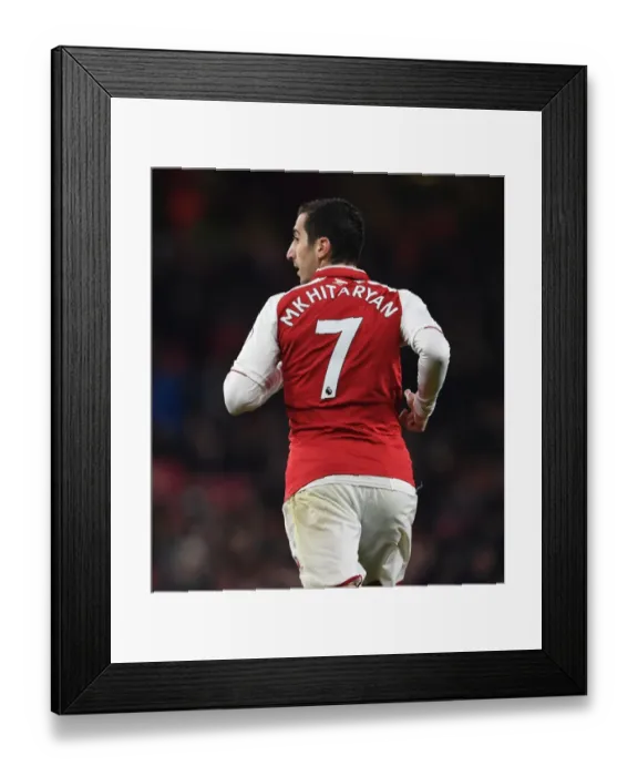 Framed Print : Arsenal's Mkhitaryan Shines in Premier League Clash Against Everton