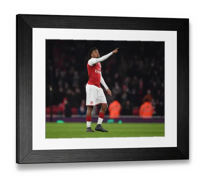 Framed Print : Alex Iwobi in Action: Arsenal vs. Everton, Premier League 2017-18 Framed Print : Alex Iwobi in Action: Arsenal vs. Everton, Premier League 2017-18