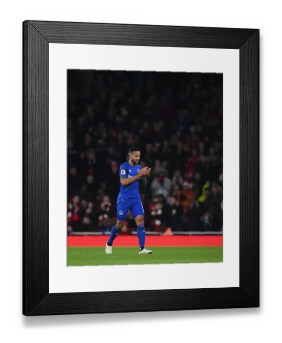 Framed Print : Theo Walcott's Emotional Substitution: Arsenal vs. Everton, Premier League 2017-18 Framed Print : Theo Walcott's Emotional Substitution: Arsenal vs. Everton, Premier League 2017-18