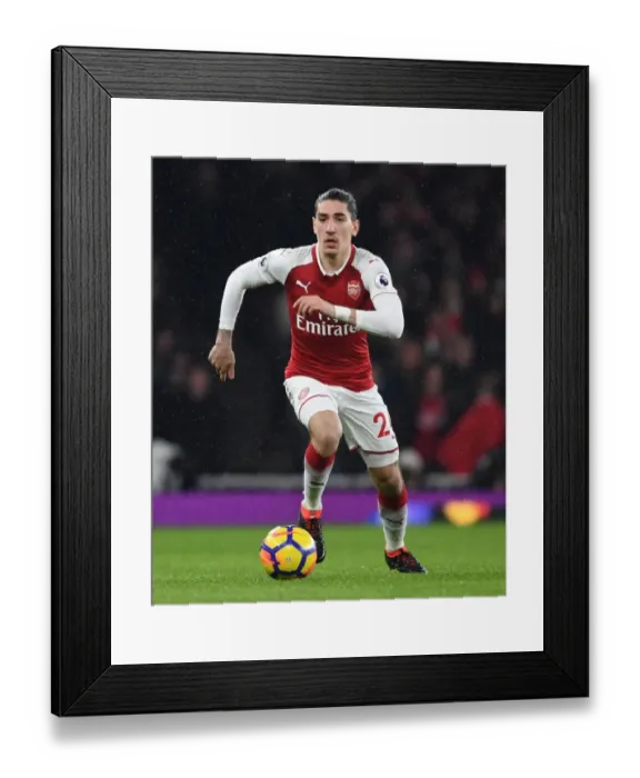 Framed Print : Arsenal's Bellerin in Action against Everton - Premier League 2017-18