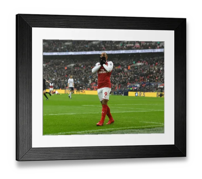 Framed Print : Dejected Alex Lacazette: Last-Minute Miss Against Tottenham Hotspur in Premier League