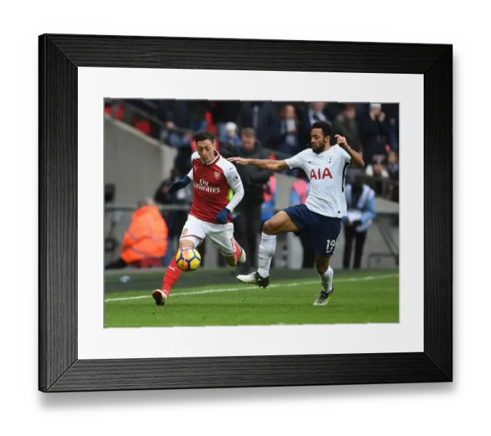 Framed Print : Mesut Ozil vs. Mousa Dembele: Battle at Wembley - Tottenhotspur vs. Arsenal, Premier League 2017-18 Framed Print : Mesut Ozil vs. Mousa Dembele: Battle at Wembley - Tottenhotspur vs. Arsenal, Premier League 2017-18