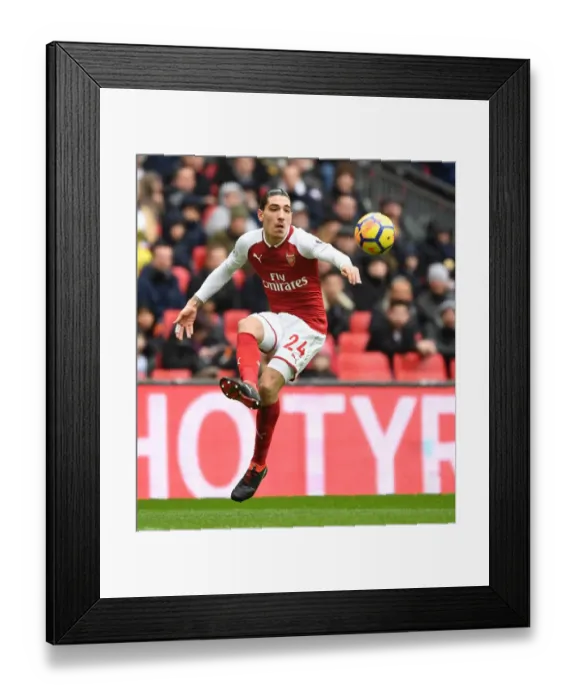 Framed Print : Hector Bellerin: In Action at the Tottenham vs Arsenal Premier League Match, 2017-18