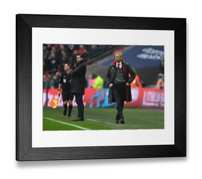 Framed Print : Arsene Wenger at Wembley: Tottenhotspur vs. Arsenal, Premier League 2017-18 Framed Print : Arsene Wenger at Wembley: Tottenhotspur vs. Arsenal, Premier League 2017-18