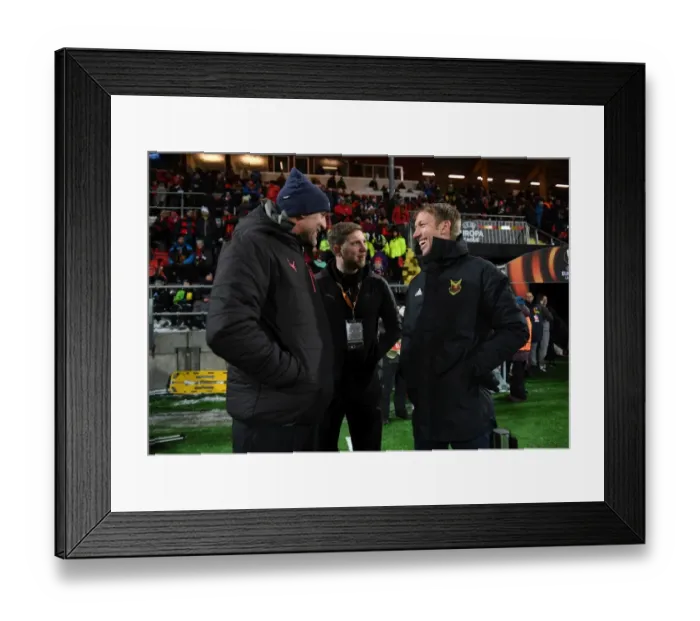 Framed Print : Steve Bould and Graham Potter: Pre-Match Chat Before Ostersunds FK vs Arsenal, UEFA Europa League 2018 Framed Print : Steve Bould and Graham Potter: Pre-Match Chat Before Ostersunds FK vs Arsenal, UEFA Europa League 2018