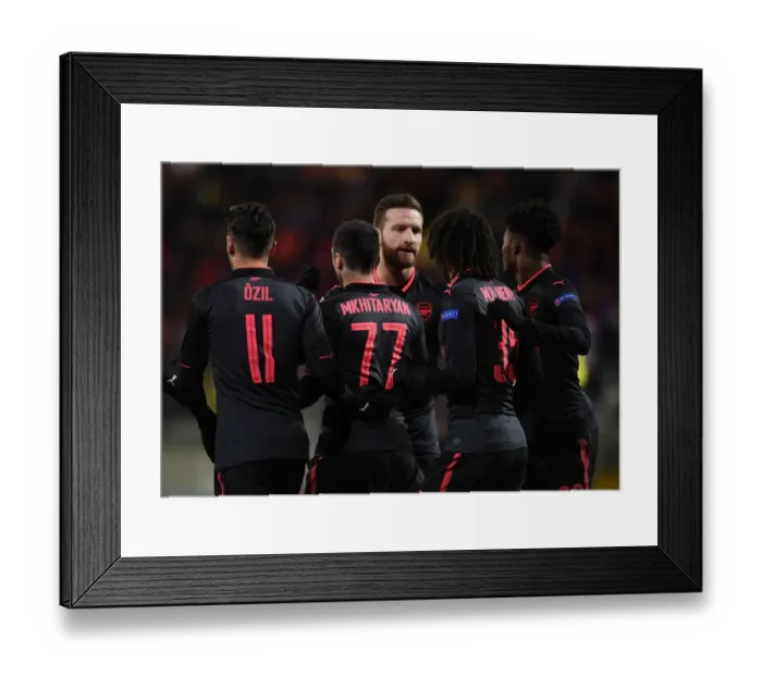 Framed Print : Arsenal Celebrate Double Strike: Ozil, Mkhitaryan, Mustafi, Elneny, Maitland-Niles vs Ostersunds FK