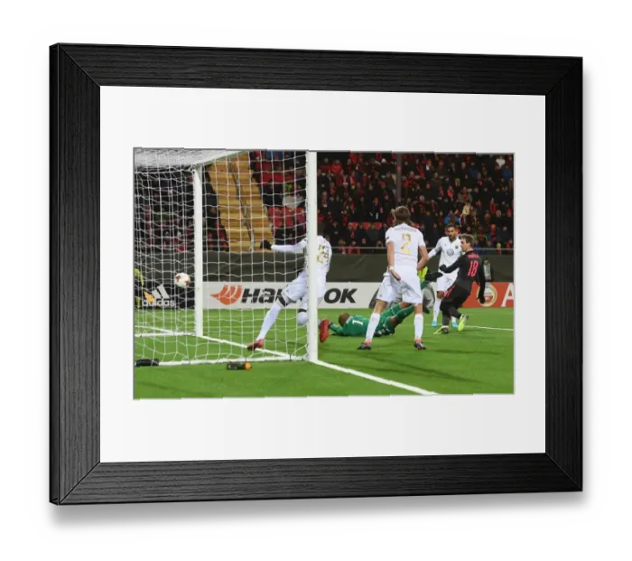 Framed Print : Nacho Monreal Scores the Winning Goal: Arsenal Triumphs in Europa League against Ostersunds FK