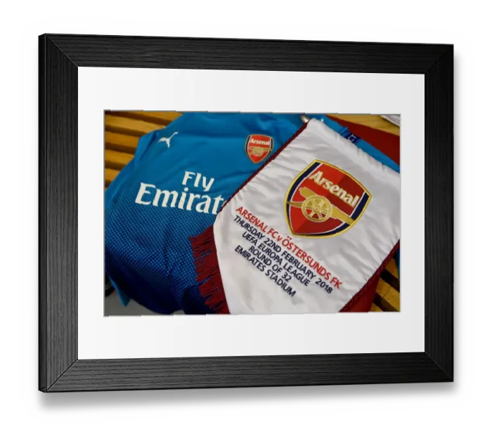 Framed Print : Arsenal Europa League Match Pennant: Arsenal vs. Östersunds FK (2017-18) Framed Print : Arsenal Europa League Match Pennant: Arsenal vs. Östersunds FK (2017-18)