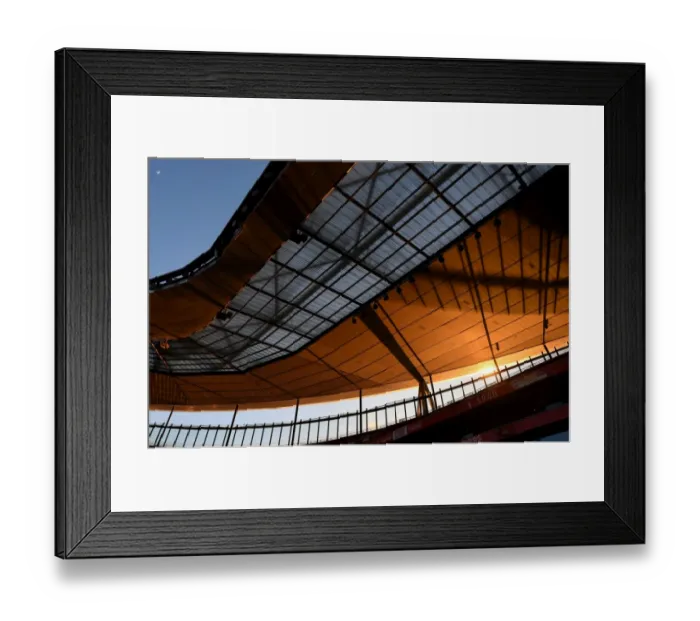 Framed Print : Sunset at Emirates: Arsenal vs Östersunds FK, UEFA Europa League Framed Print : Sunset at Emirates: Arsenal vs Östersunds FK, UEFA Europa League