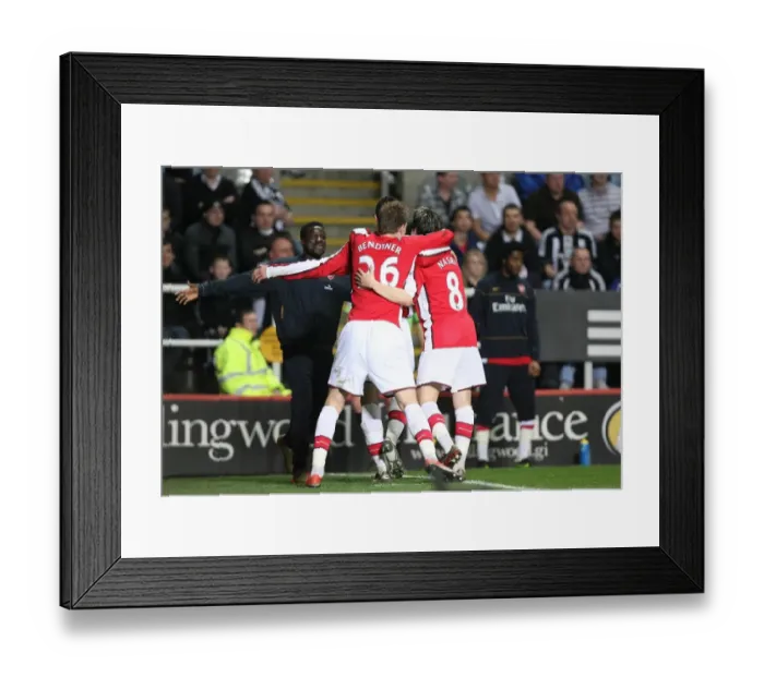 Framed Print : Samir Nasri shoots celebrates scoring the 3rd Arsenal Framed Print : Samir Nasri shoots celebrates scoring the 3rd Arsenal
