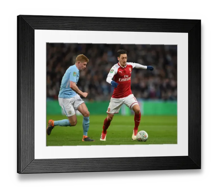 Framed Print : Mesut Ozil vs. Kevin De Bruyne: Clash of the Creatives - Arsenal v Manchester City Carabao Cup Final