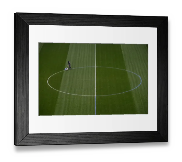 Framed Print : Arsenal Groundstaff Prepare Blue Turf for Arsenal vs Manchester City (2017-18) Framed Print : Arsenal Groundstaff Prepare Blue Turf for Arsenal vs Manchester City (2017-18)