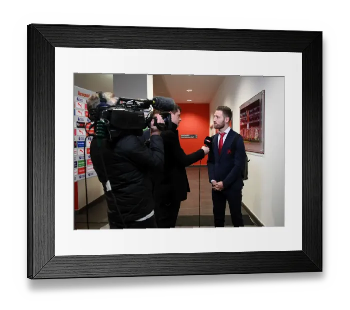 Framed Print : Shkodran Mustafi - Arsenal's Defensive Focus Ahead of Manchester City Clash