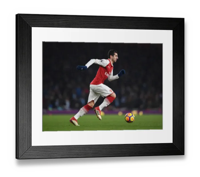 Framed Print : Arsenal's Mkhitaryan Battles Otamendi in Premier League Clash vs Manchester City Framed Print : Arsenal's Mkhitaryan Battles Otamendi in Premier League Clash vs Manchester City
