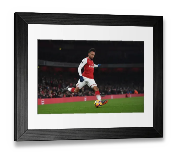 Framed Print : Arsenal's Aubameyang Readies for Premier League Battle Against Manchester City Framed Print : Arsenal's Aubameyang Readies for Premier League Battle Against Manchester City