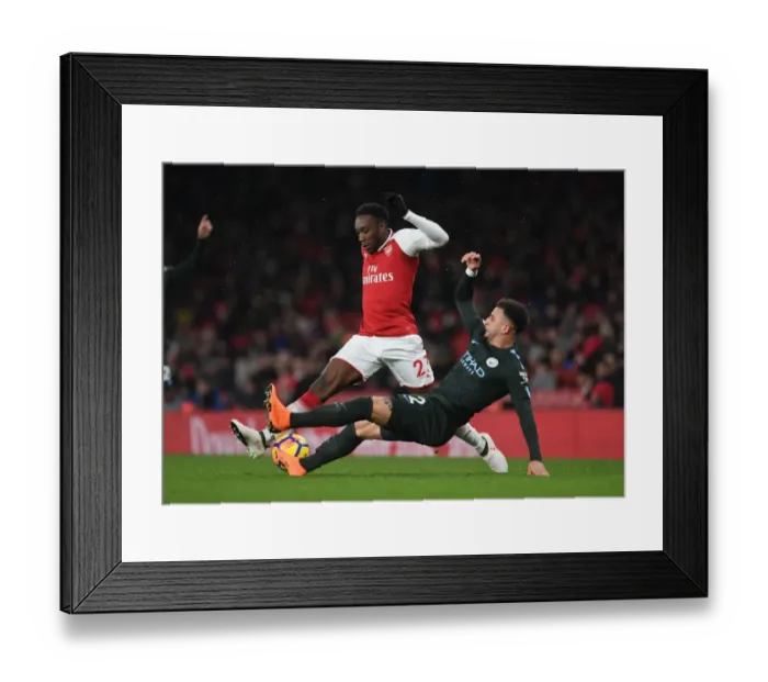 Framed Print : Welbeck vs. Walker: A Premier League Battle at the Emirates - Arsenal vs. Manchester City (2017-18) Framed Print : Welbeck vs. Walker: A Premier League Battle at the Emirates - Arsenal vs. Manchester City (2017-18)
