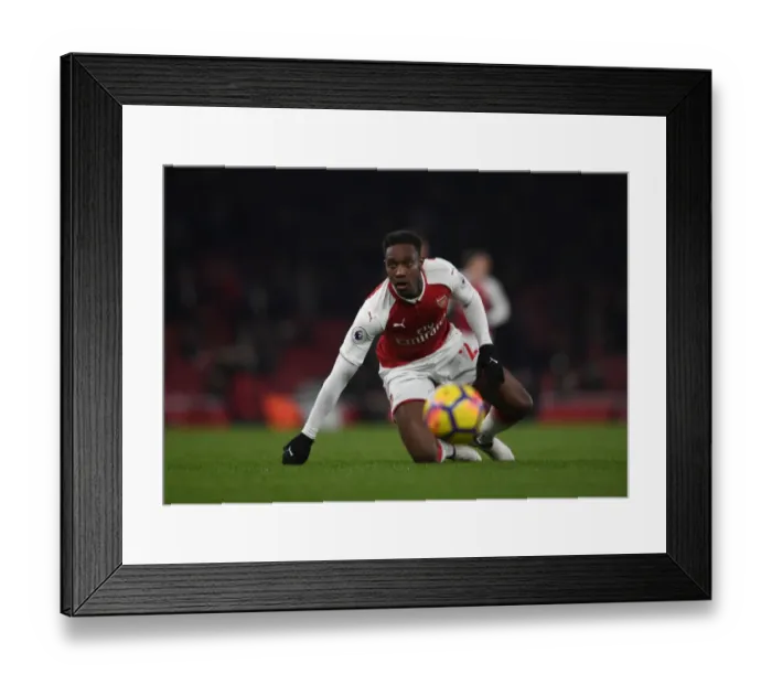 Framed Print : Danny Welbeck in Action: Arsenal vs Manchester City, Premier League 2017-18