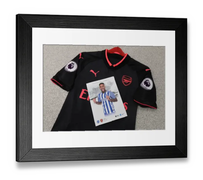 Framed Print : Brighton and Hove Albion v Arsenal - Premier League