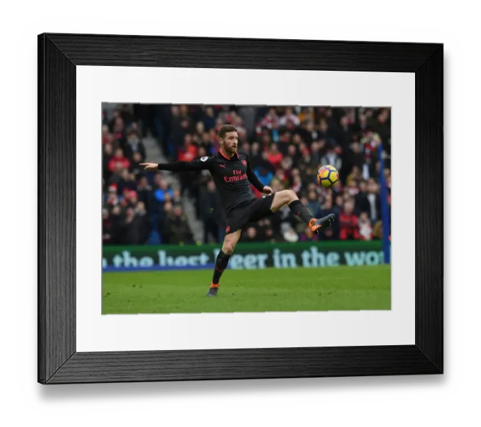 Framed Print : Mustafi's Intense Concentration: Arsenal vs Brighton & Hove Albion, Premier League 2017-18 Framed Print : Mustafi's Intense Concentration: Arsenal vs Brighton & Hove Albion, Premier League 2017-18