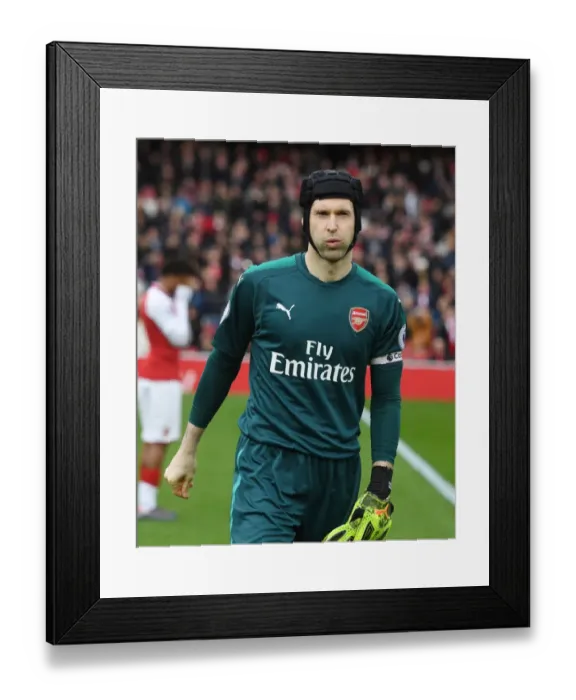 Framed Print : Petr Cech: Focused and Ready - Arsenal v Watford, Premier League 2017-18 Framed Print : Petr Cech: Focused and Ready - Arsenal v Watford, Premier League 2017-18