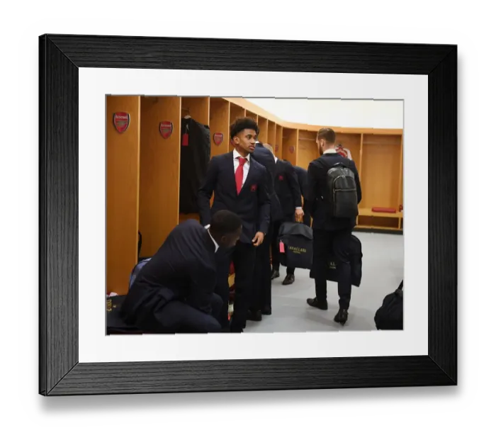 Framed Print : Reiss Nelson in Arsenal Changing Room Before Arsenal vs Watford, Premier League 2017-18 Framed Print : Reiss Nelson in Arsenal Changing Room Before Arsenal vs Watford, Premier League 2017-18