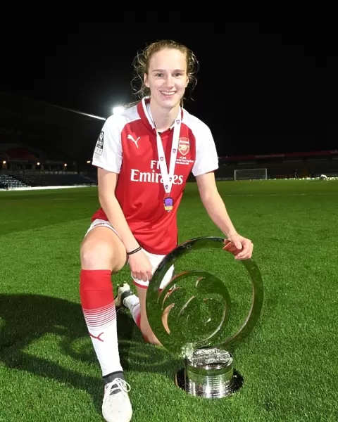 Vivianne Miedema Lifts the Continental Cup with Arsenal Women after Victory over Manchester City Ladies