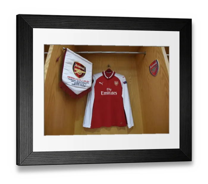 Framed Print : Arsenal FC: Pre-Match Gear - Shirt and Pennant (vs AC Milan, UEFA Europa League 2018) Framed Print : Arsenal FC: Pre-Match Gear - Shirt and Pennant (vs AC Milan, UEFA Europa League 2018)