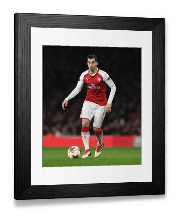 Framed Print : Henrikh Mkhitaryan in Action: Arsenal vs AC Milan, UEFA Europa League 2017-18 Framed Print : Henrikh Mkhitaryan in Action: Arsenal vs AC Milan, UEFA Europa League 2017-18