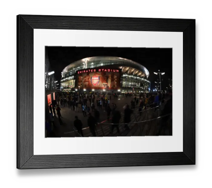 Framed Print : Arsenal vs AC Milan: Electric Atmosphere at Packed Emirates Stadium (UEFA Europa League 2018)
