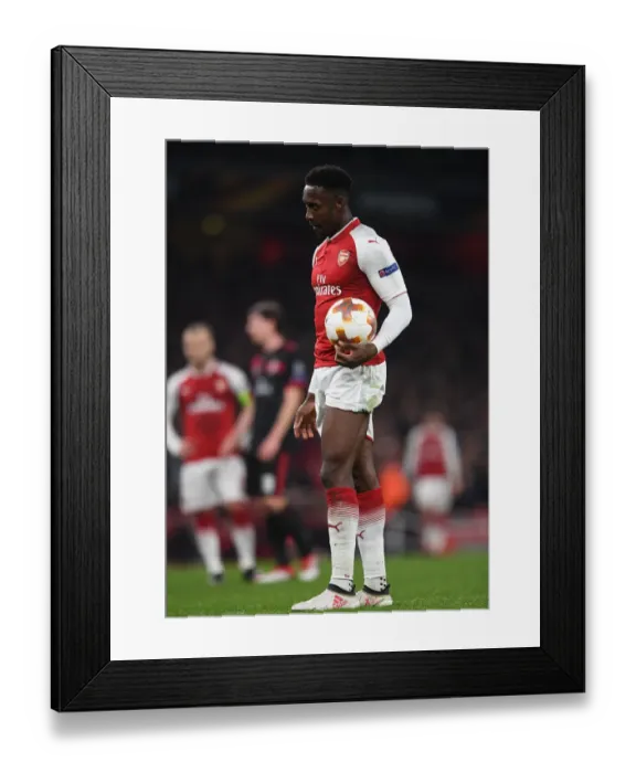 Framed Print : Danny Welbeck Awaits Penalty Kick: Arsenal vs AC Milan, UEFA Europa League 2018