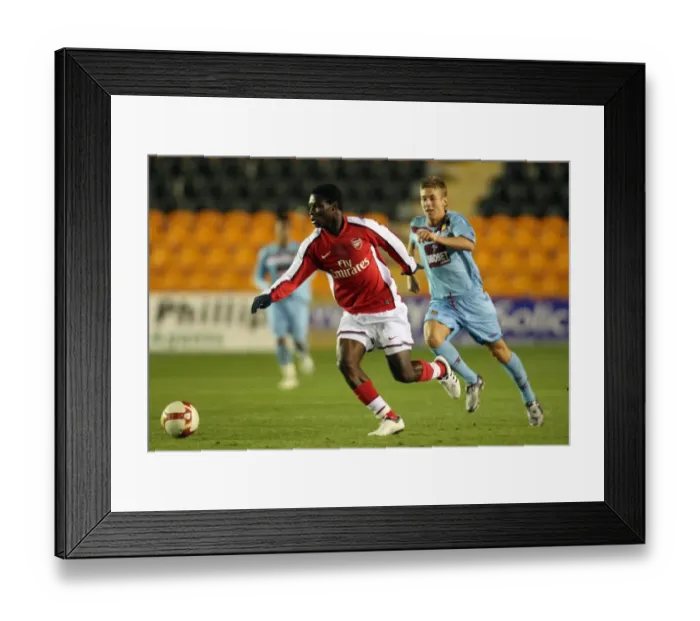 Framed Print : Emmanuel Frimpong (Arsenal) Daniels Kearns (West Ham) Framed Print : Emmanuel Frimpong (Arsenal) Daniels Kearns (West Ham)