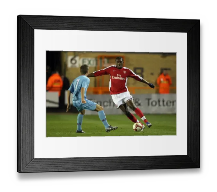 Framed Print : Jay Thomas (Arsenal) Daniels Kearns (West Ham)