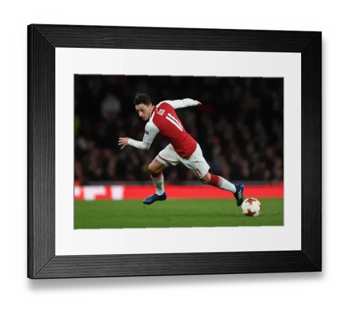 Framed Print : Mesut Ozil in Action: Arsenal vs CSKA Moscow, UEFA Europa League Quarterfinals
