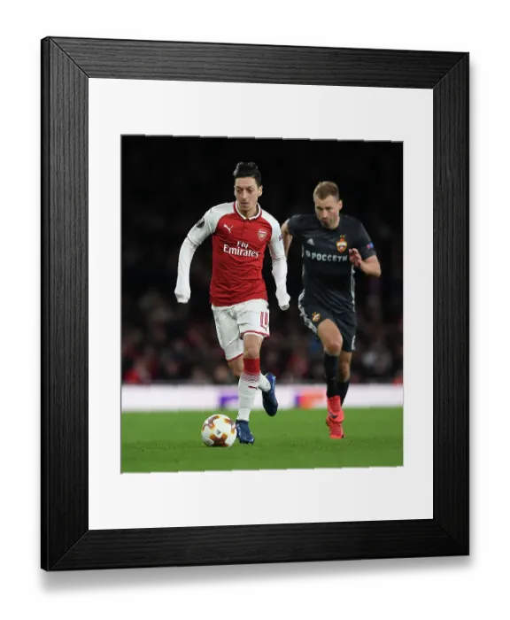 Framed Print : Mesut Ozil in Action: Arsenal vs CSKA Moscow, UEFA Europa League Quarterfinal